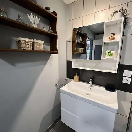 Villa Résidence 058-vendays Montalivet - 058 - Petit Coin Paisible à Côté Des Pins Et à 200m De L'océan Mae-4871